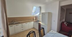 Apartament la casa, 4 camere in Schei
