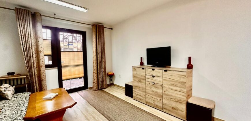 Inchiriez spatiu comercial cu acces din strada principala