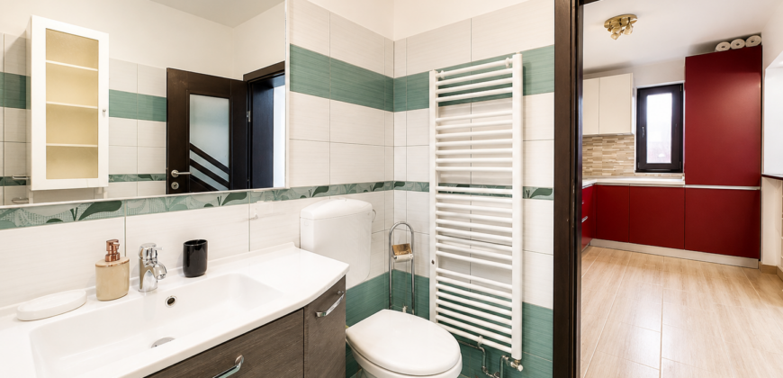 Casa de vanzare la pret de apartament