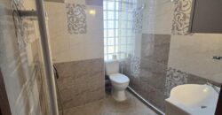 Apartament la casa, 4 camere in Schei