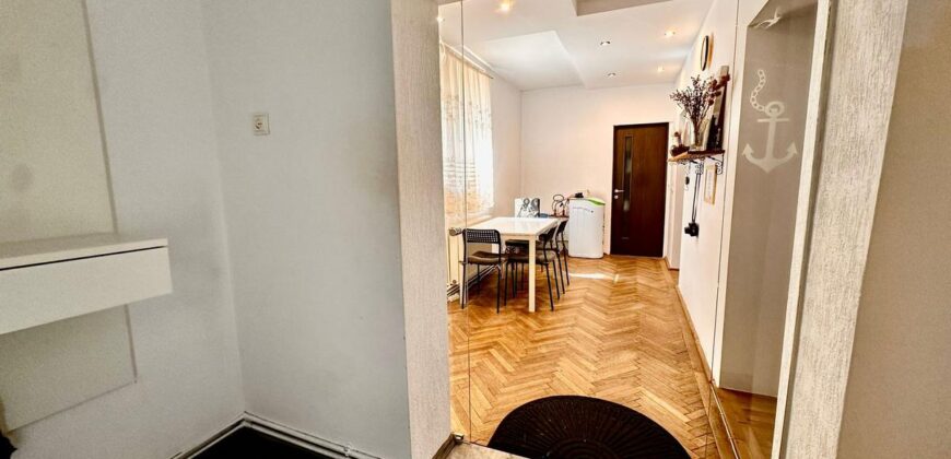De inchiriat apartament la casa -Centru Istoric