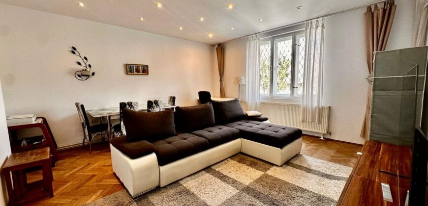 De inchiriat apartament la casa -Centru Istoric