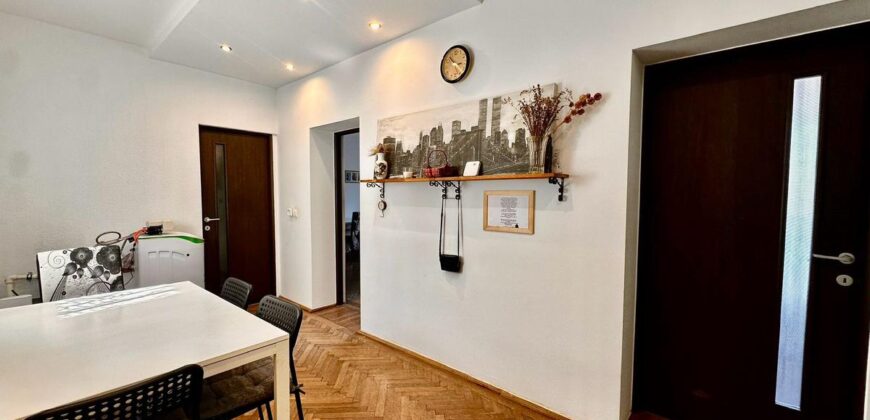 De inchiriat apartament la casa -Centru Istoric