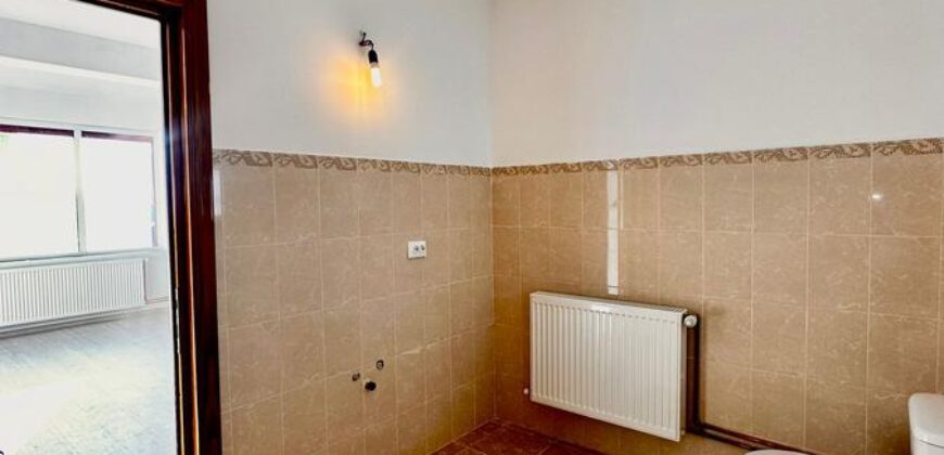 De închiriat corp de casă în duplex | Cartier Tractorul – zona Coresi