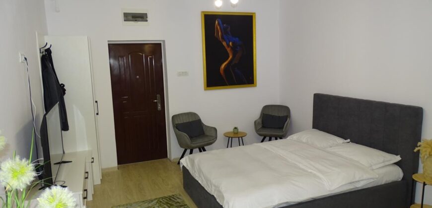 Inchiriez garsoniera cu centrala langa Afi