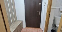Inchiriez Garsoniera in Tractoru, aproape de Coresi, cu parcare